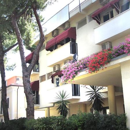 Hotel New Primula Rimini Dış mekan fotoğraf
